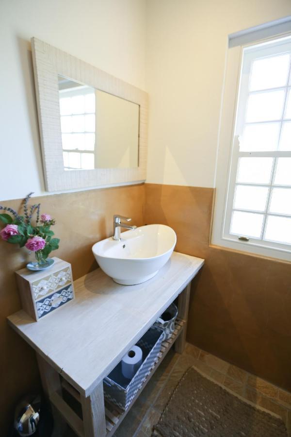 Villa Jacaranda Wine And Guestfarm Wellington Exterior foto